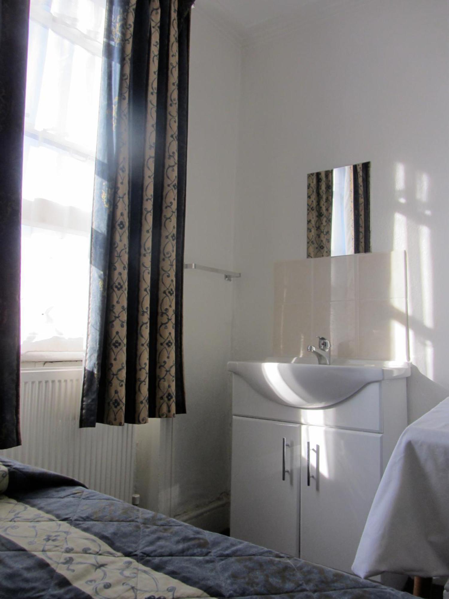 Goodwood Hotel Лондон Екстериор снимка
